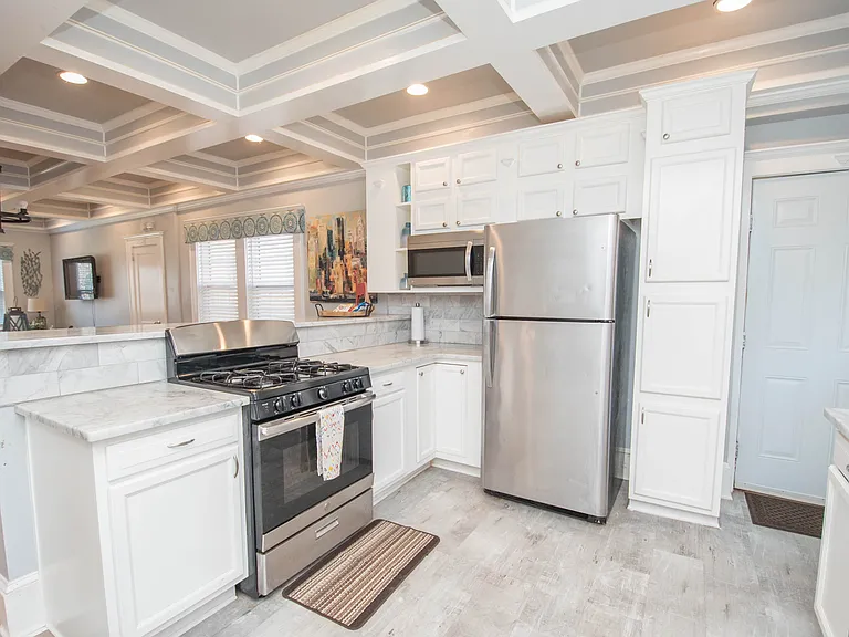 1540 Melrose Dr SW #1 — Photo 7