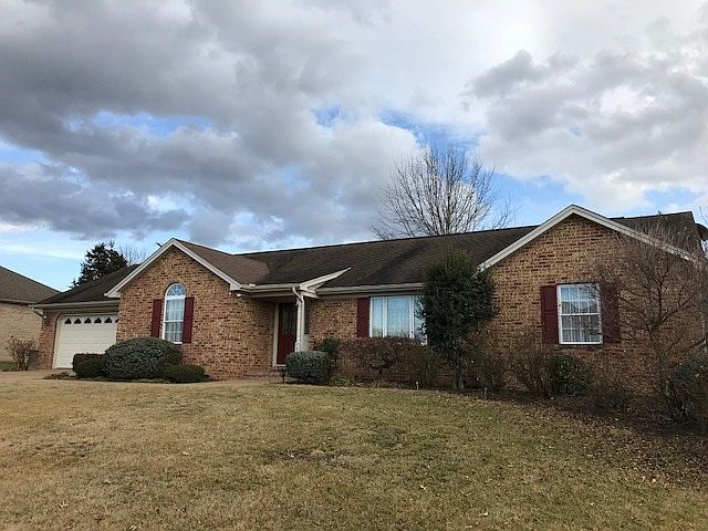 1st image of 765 Sugar Maple Ln