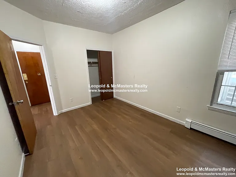 South Huntington Apartments — Photo 38