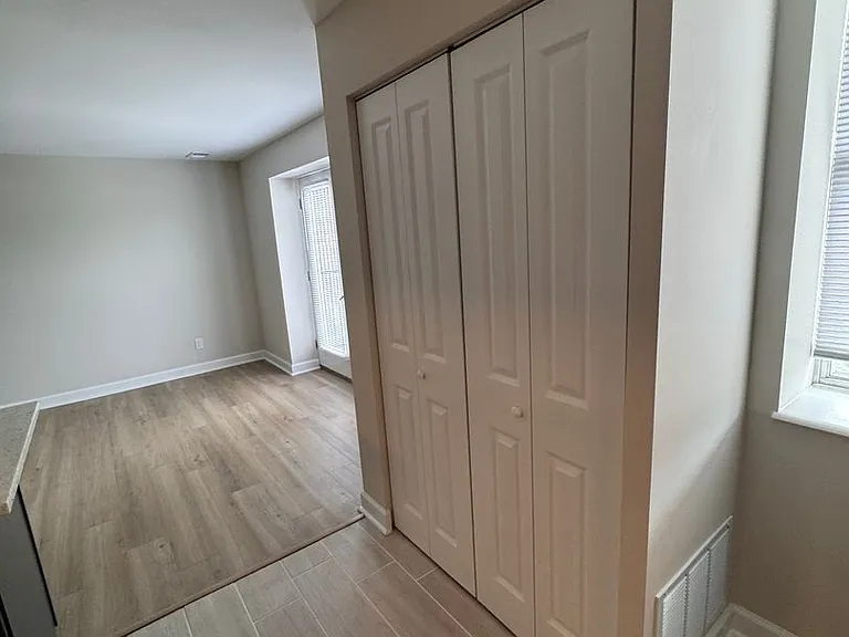 5630 Pershing Ave #33 — Photo 8