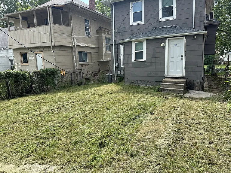 2805 Park Ave — Photo 8