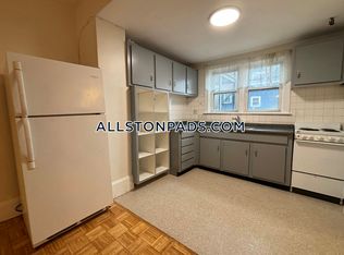 56 Park Vale Ave APT 6, Allston, MA 02134