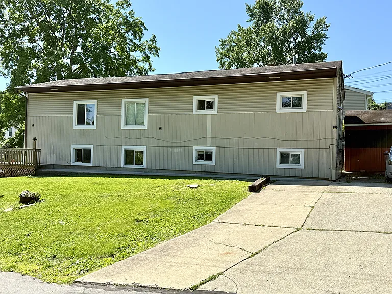 1819-1821 Parrish Ave — Photo 11