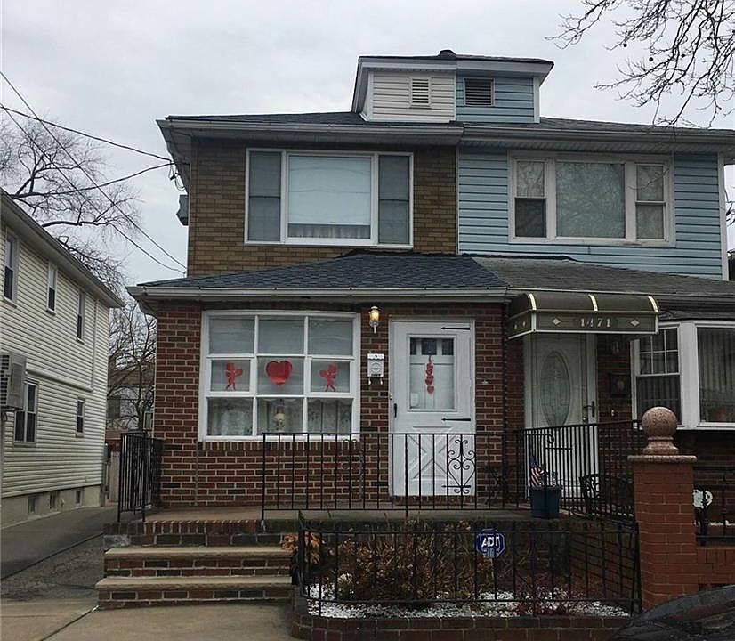 1st image of 1469 E 55th St