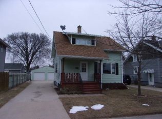 2316 13th St, Two Rivers, WI 54241