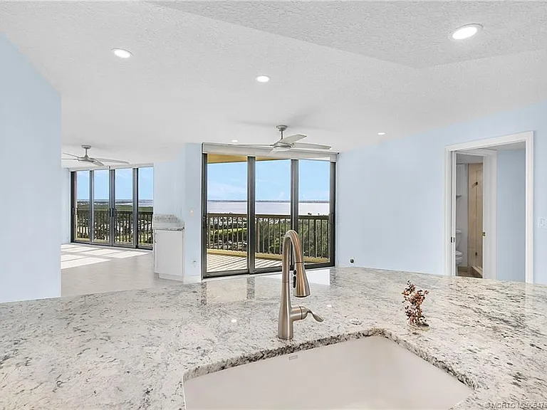 9550 S Ocean Dr #1610 — Photo 10