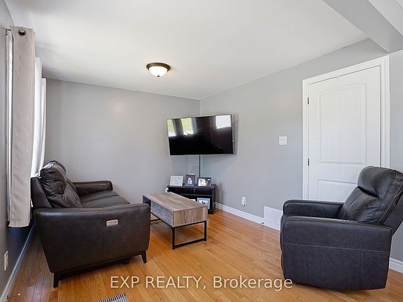 4th image of 599 Victor St