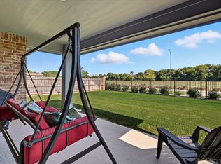 703 Oakcrest Dr, Justin, TX 76247