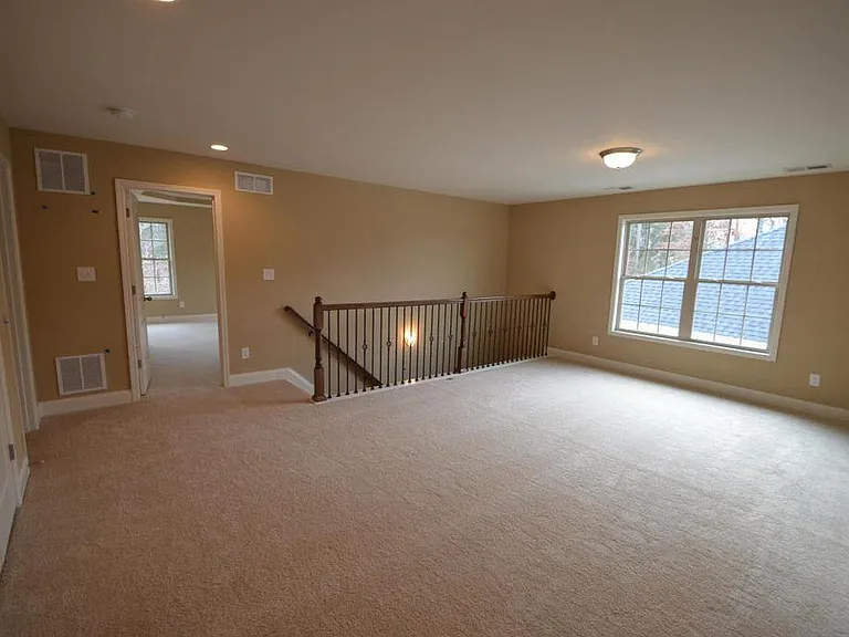 807 Urton Woods Way — Photo 8