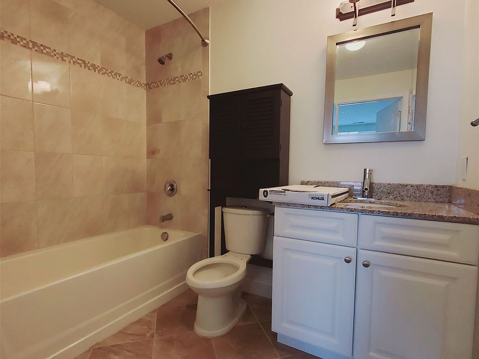 947 Hope St Stamford CT Zillow