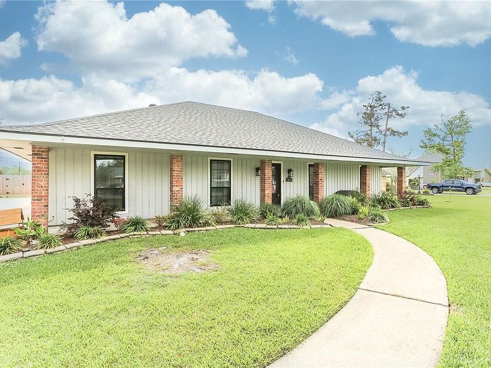 2074 Louise St, Sulphur, LA 70663 Zillow