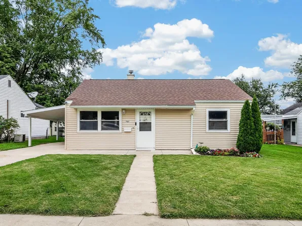 707 E Randolph St, Angola, IN 46703