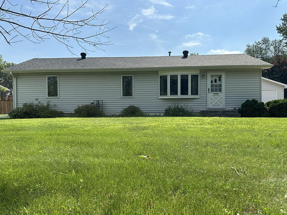 1st image of 7172 Lakeview Dr