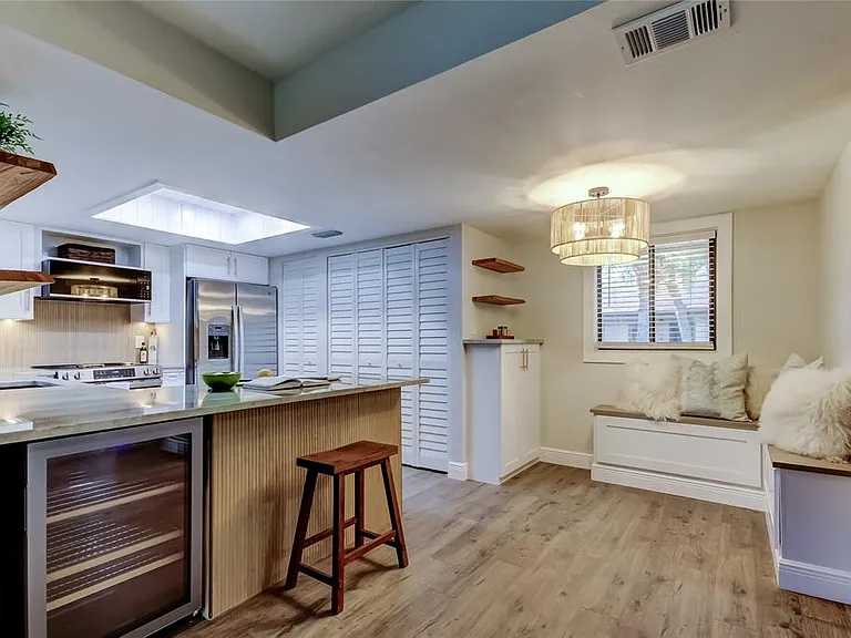 2673 Sabal Springs Cir #201 — Photo 21