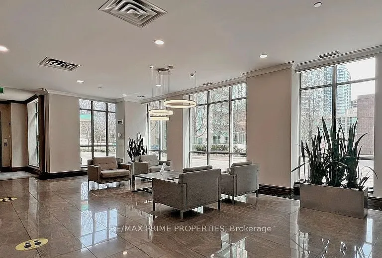 22 Olive Ave #807 — Photo 12