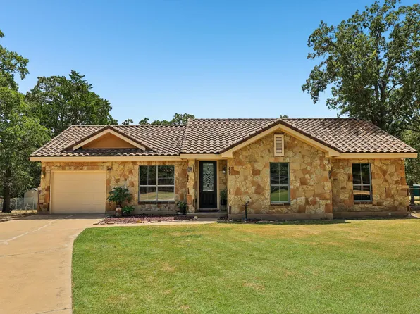 126 King St, Bastrop, TX 78602