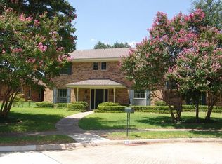 2705 Meadowbrook Ct, Plano, TX 75075