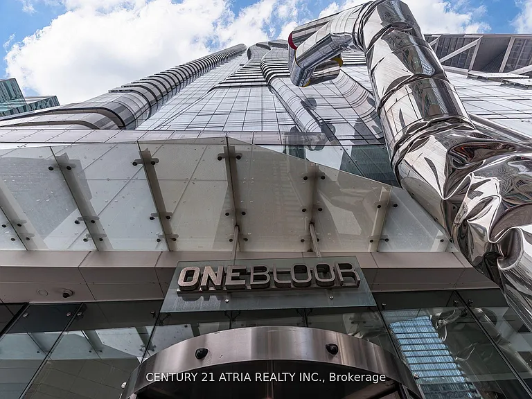 1 Bloor St E #2104 — Photo 3