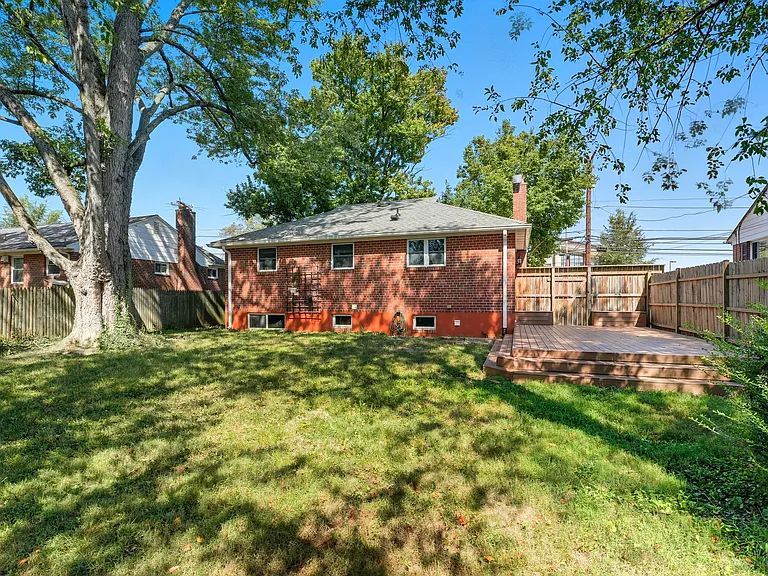 3306 Weller Rd — Photo 32