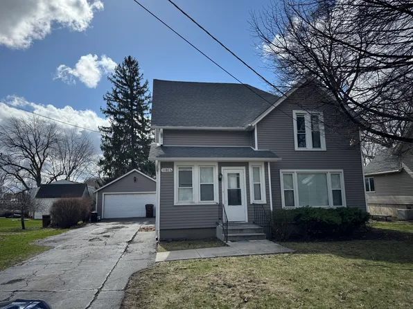 11805 Mill St, Huntley, IL 60142