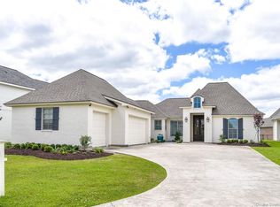 4111 Oleander Dr, Lake Charles, LA 70605