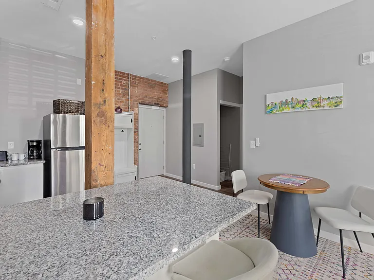 322 S Patterson Blvd — Photo 21
