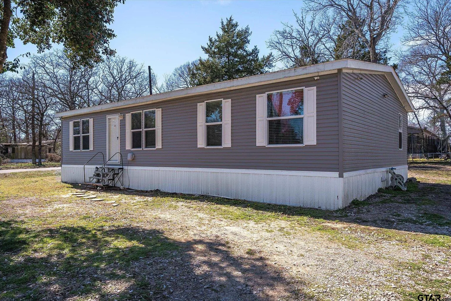 129 E Elm Dr photo 1