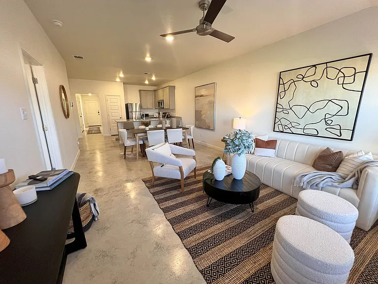 1239 Concord Dr — Photo 24