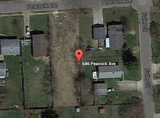 686 Peacock Ave, Pontiac, MI 48340