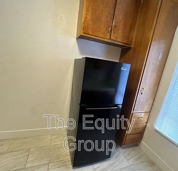 550 S Richmond Ave #3 — Photo 6