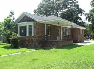 34 Elmwood St NE, Rome, GA 30161