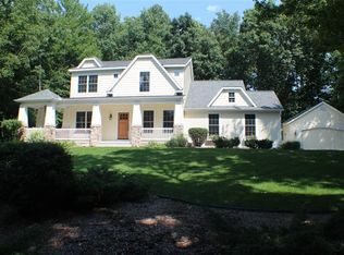 6022 Back 40 Dr NE, Belmont, MI 49306