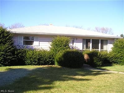 1st image of 2292 Phillips Dr