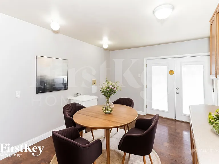 1692 S Capistrano Ave — Photo 7