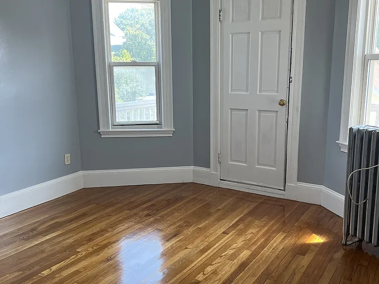 35 Olney St — Photo 7