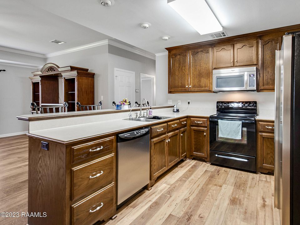 215 Hector Connoly Rd, Carencro, LA 70520 Zillow