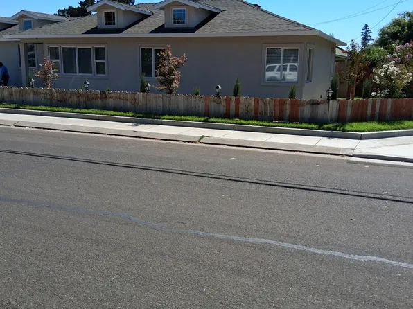 1131 California St, Escalon, CA 95320