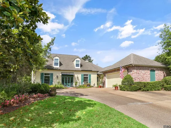 18422 W Village Way Dr, Baton Rouge, LA 70810