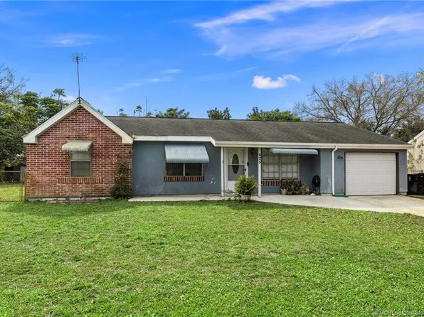 425 SW Kentwood Rd, Port Saint Lucie, FL 34953