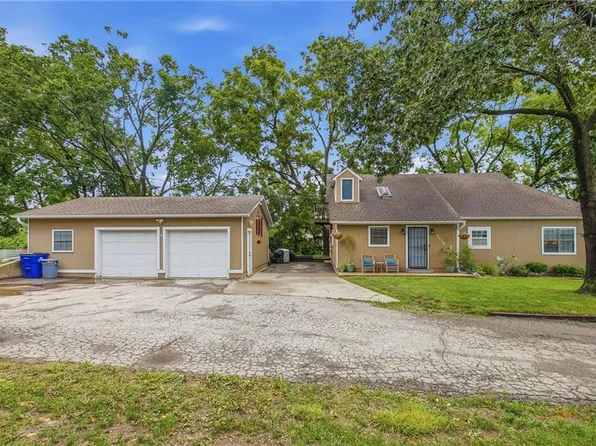 7116 Woodson Rd, Raytown, MO 64133