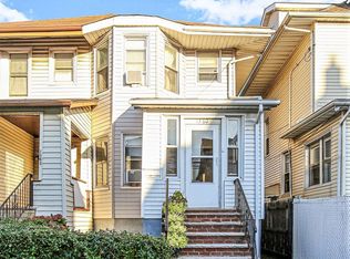 1360 Chandler St, Far Rockaway, NY 11691