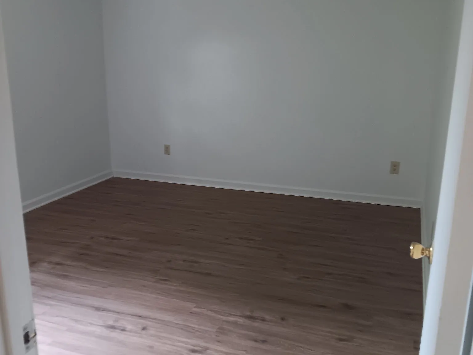 2 bed, 900 sqft, $900 — Photo 3
