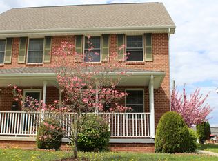 1019 E Walnut St, Lancaster, PA 17602