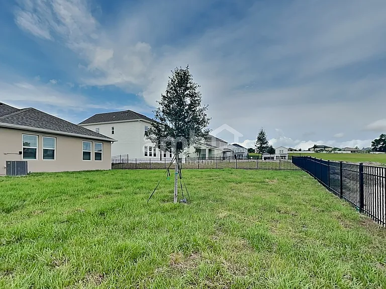 3724 Center Cove Ln — Photo 30
