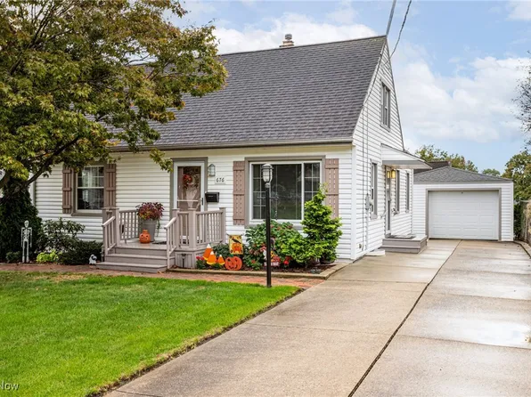 676 E Catawba Ave, Akron, OH 44306