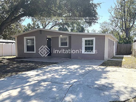 2nd image of 6714 W Chelsea St
