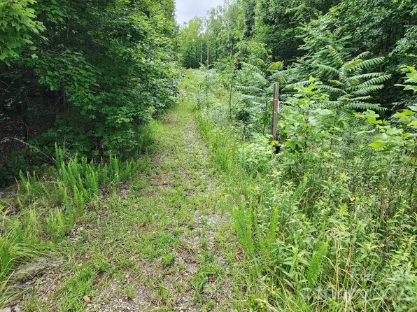 342 N Sunny Grove Dr, Nebo, NC 28761