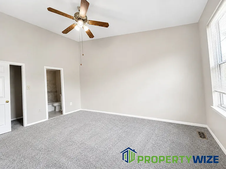 7646 Oldfield Ln — Photo 12