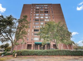 14 Lockwood Dr APT 6H, Charleston, SC 29401