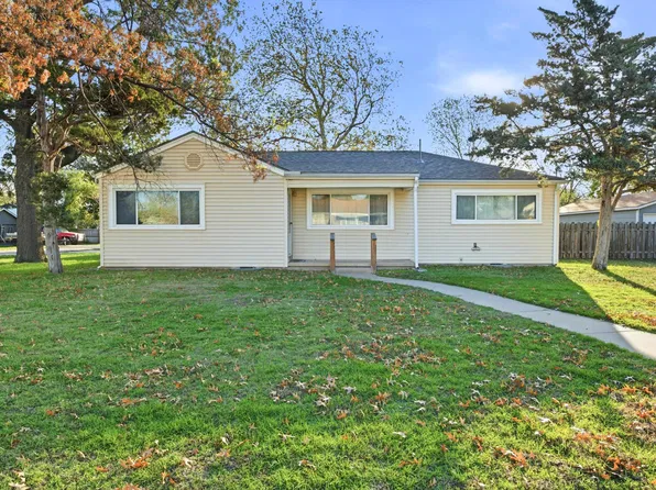 2758 N Clarence Ave, Wichita, KS 67204